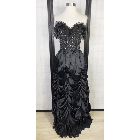 Loralie Dresses & Skirts - Loralie Vintage Black Formal Party Prom Dress. Size:  6
